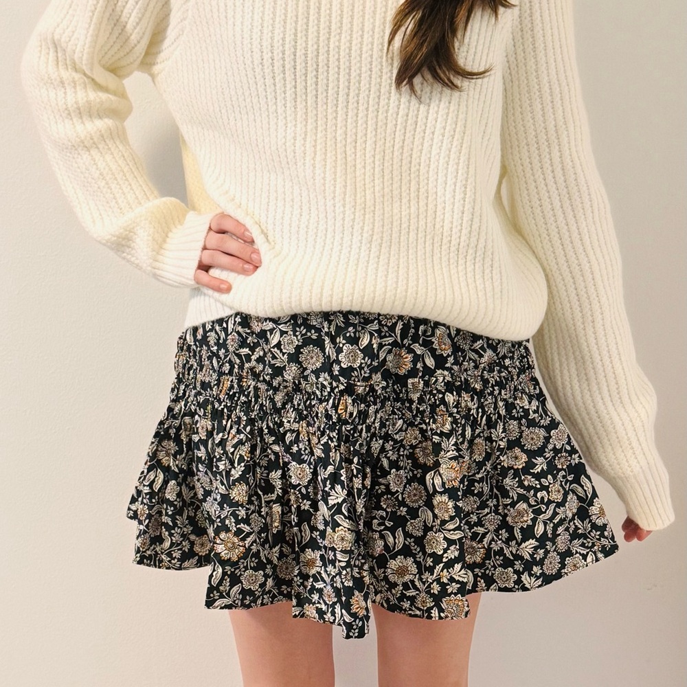 Zara Black Floral Mini Skirt
